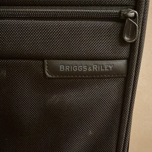 Briggs & Riley Carry-on Spinner - Picture 13 of 14